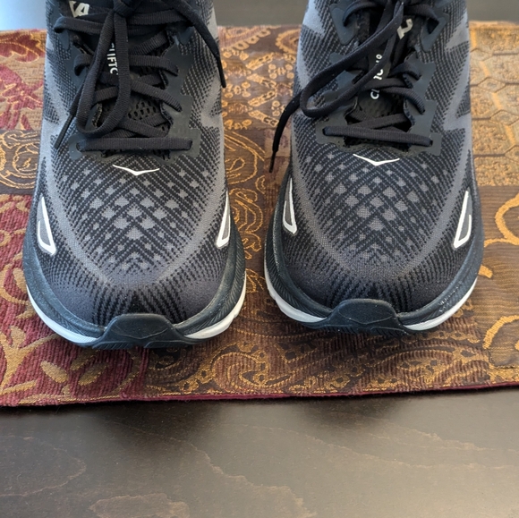Hoka Clifton 9 Men's size 11.5D. Black with white. - Picture 10 of 11